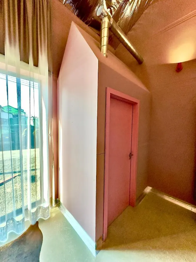 אוסטרבה Hotel 49 0*,